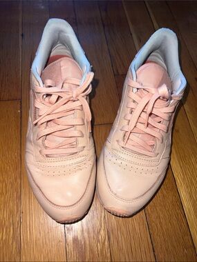 Reebok X Face Stockholm Women's Peach Leather Sneakers